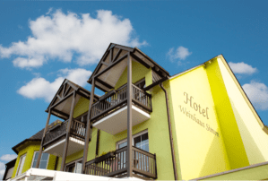 Weinhaus_Simon_Moselhotel_Mosel_weinregion_reisen_deutschland