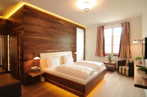 Weingut_erbhof_sanktmichael_weinregion_mosel_wintrich_zimmer