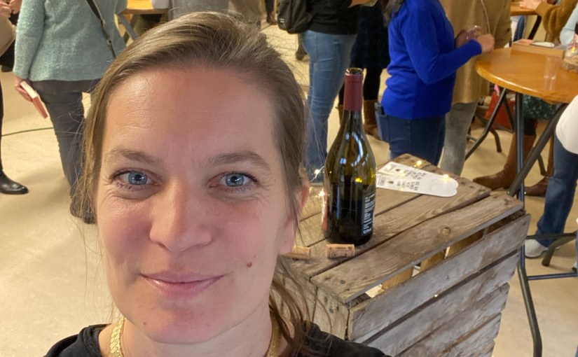 Büchertauschbörse mit Weinprobe